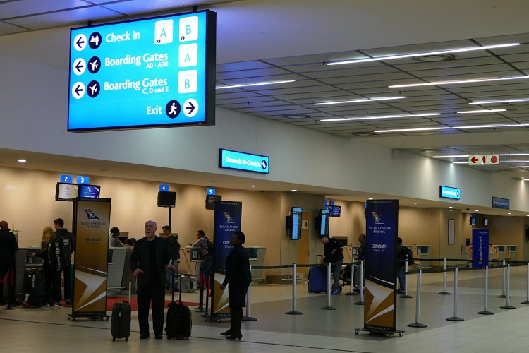 Umsteigen in Johannesburg Erneuter Check In