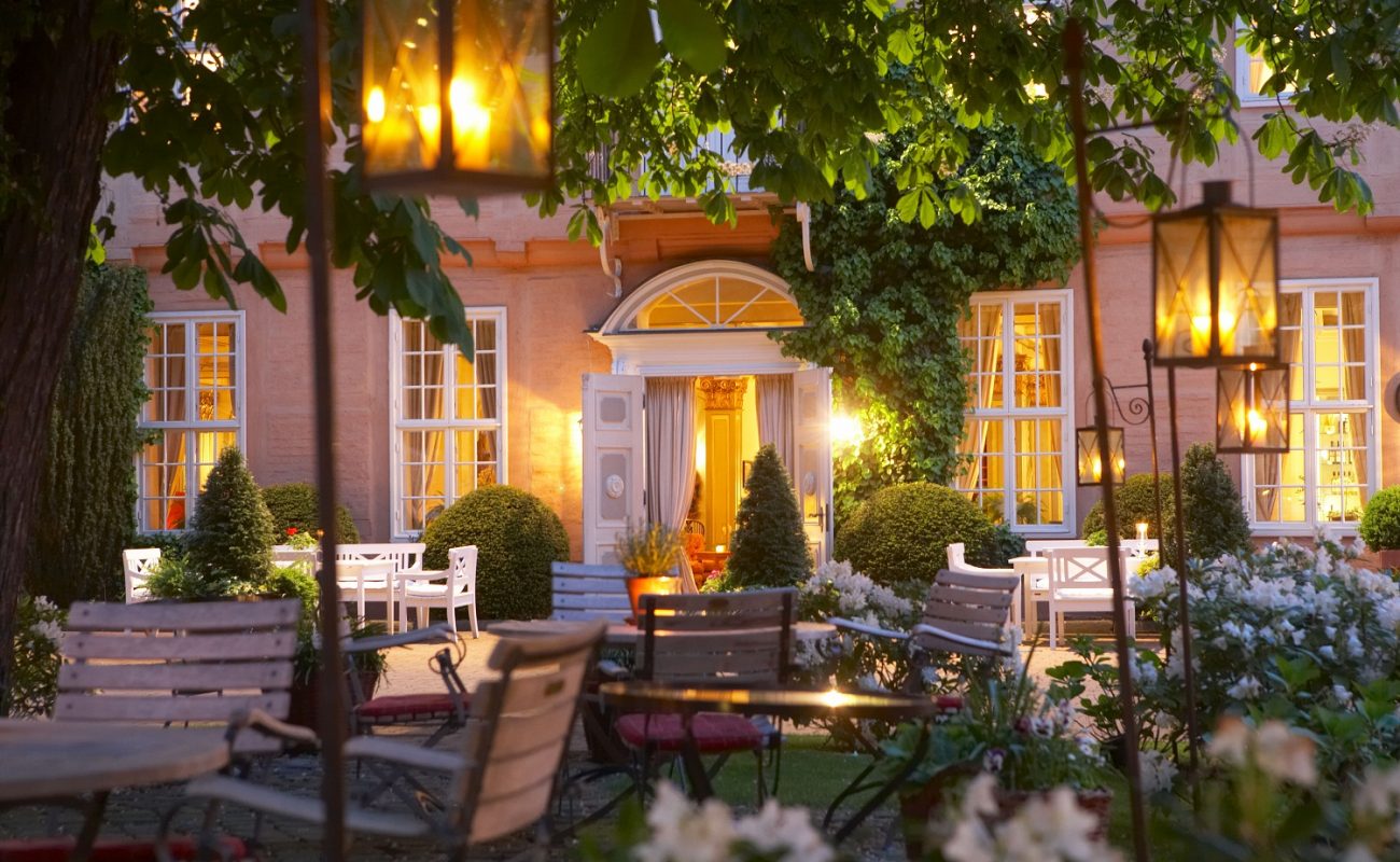 Kastaniengarten im Althoff Luxushotel