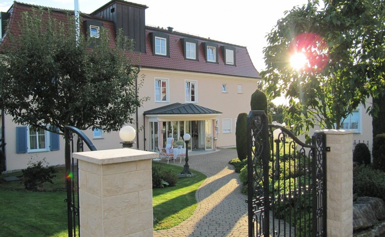 Hotel Vill Seeschau Einfahrt