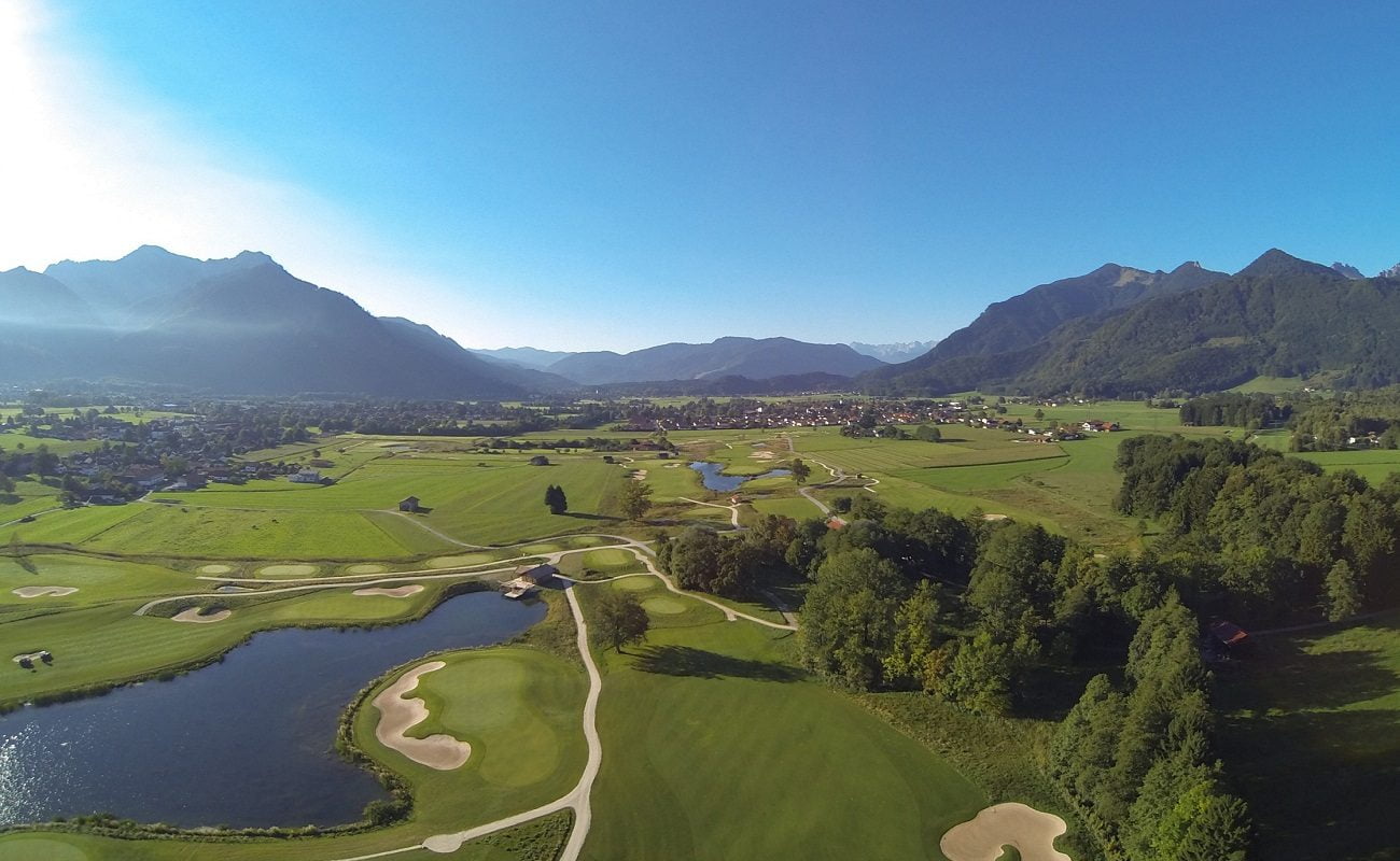 Buchen Sie das Golfhotel Achental bei Ihrem Münchner Reiseveranstalter Genuss Touren
