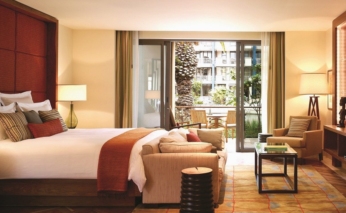 Island Superior Room