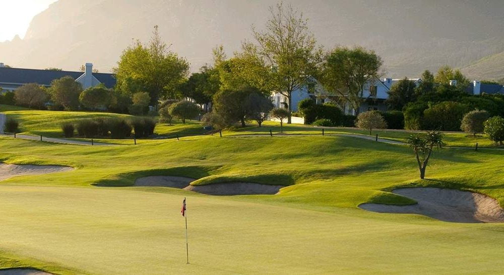 Golfhotels und Rundreisen in den Winelands von Südafrika