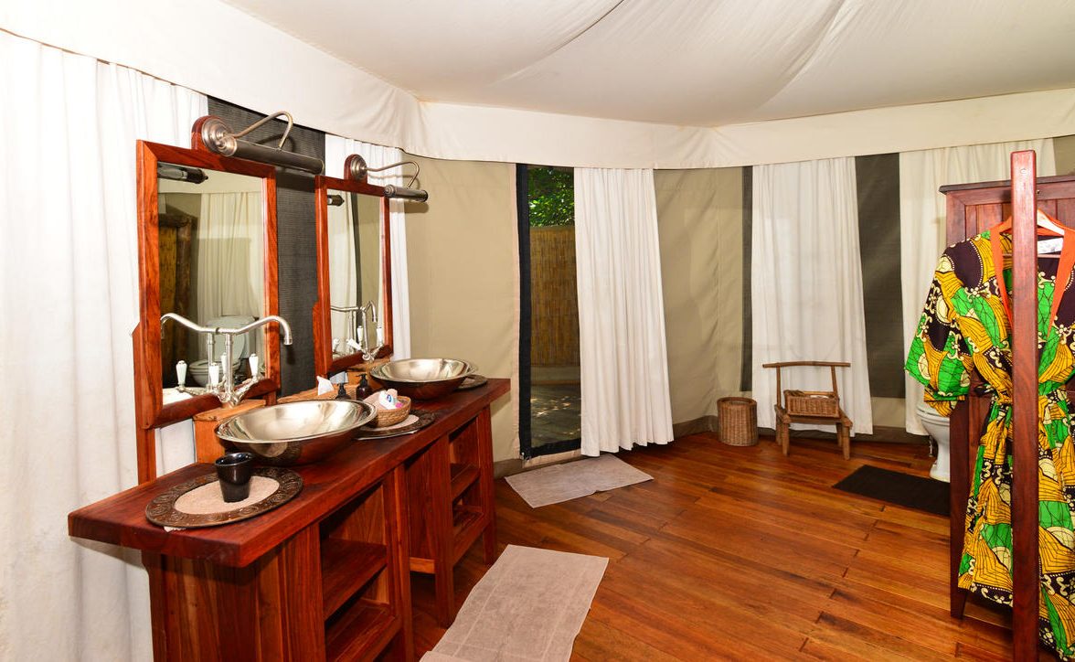 Badezimmer im Kanga Camp