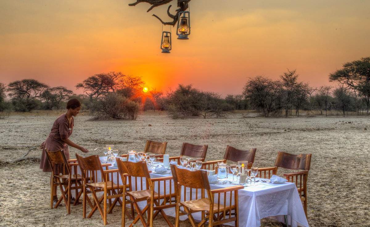 Dinner im Busch in Leroo La Tau