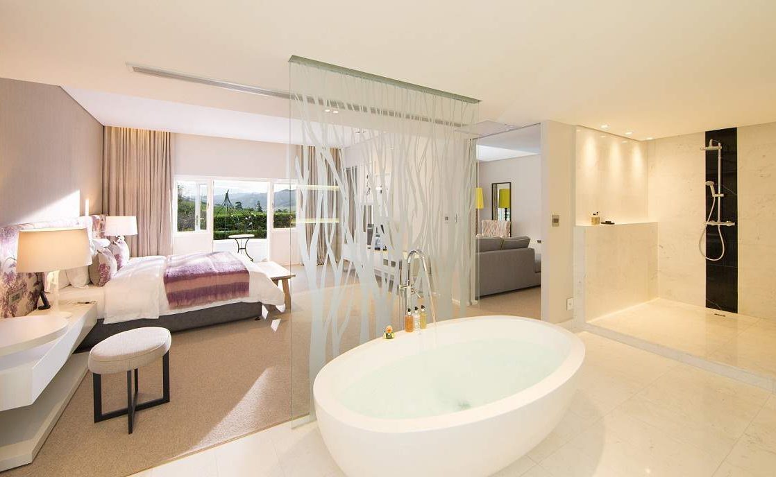 Badezimmer eines Pinotage Zimmers