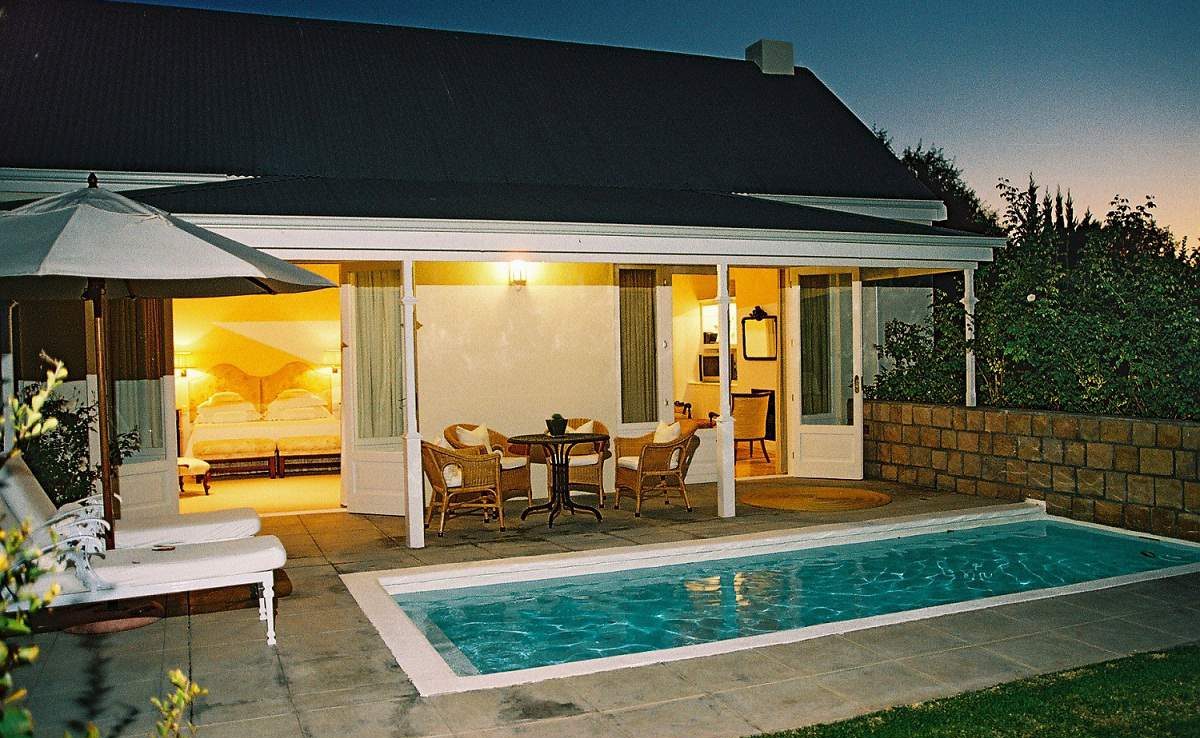 Rosenhof Executive Suite Pool
