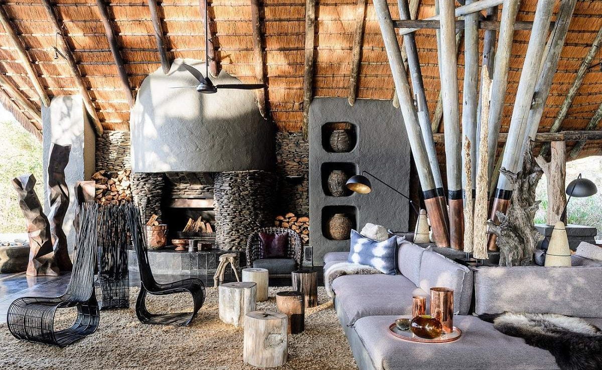 Die geschmackvolle Lounge der Luxuslodge