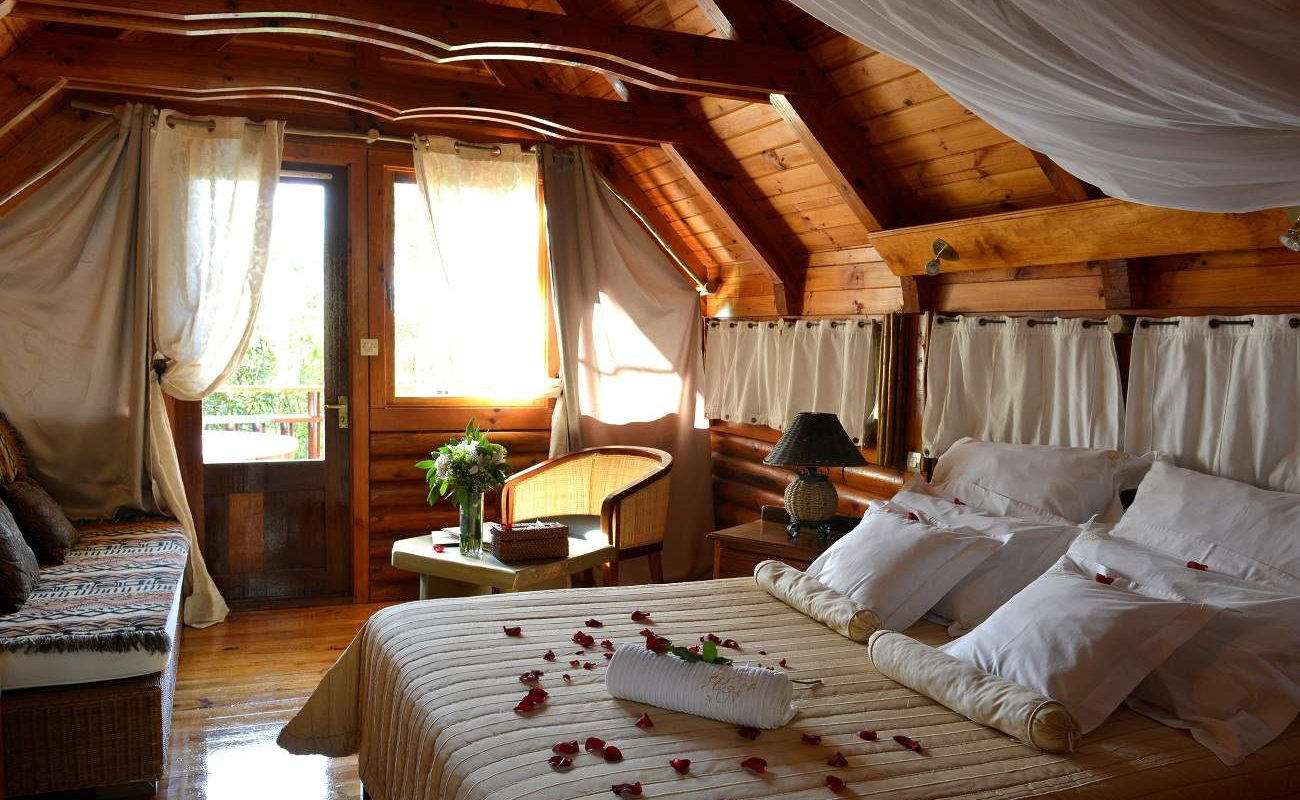 Lodge Prestige