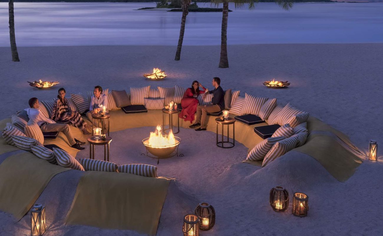 Lässige Abende am Strand des Republik Restaurants