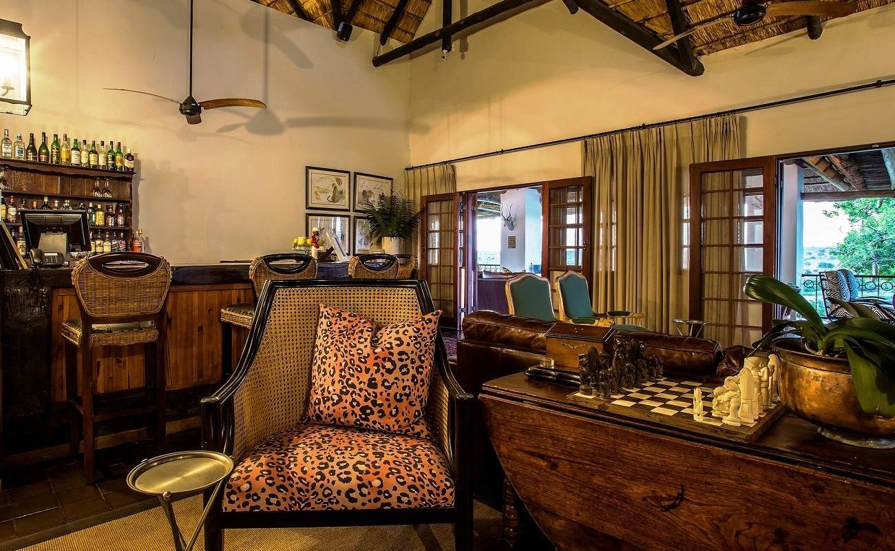Bar der Buhala Lodge