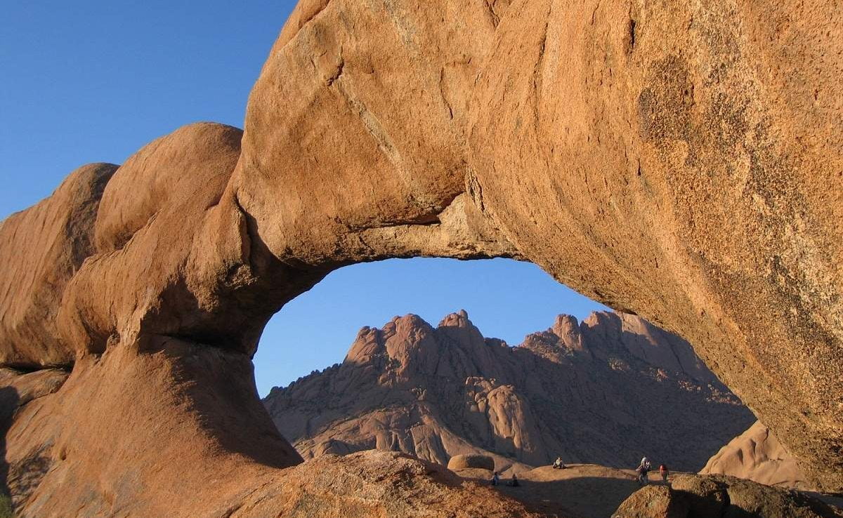 Spitzkoppe im Damaraland - sie sollte auf keiner Namibia Rundreise fehlen