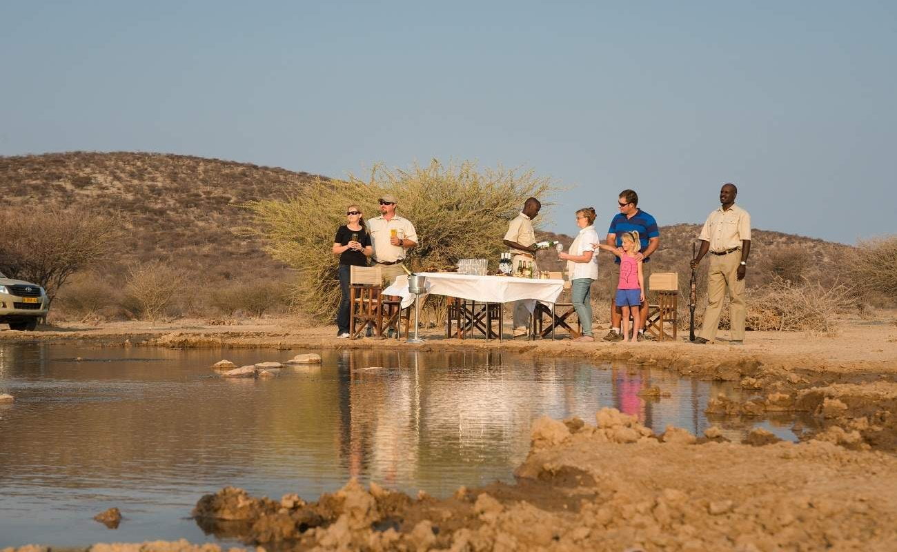 Sundowner im privaten Etosha Heights Wildreservat