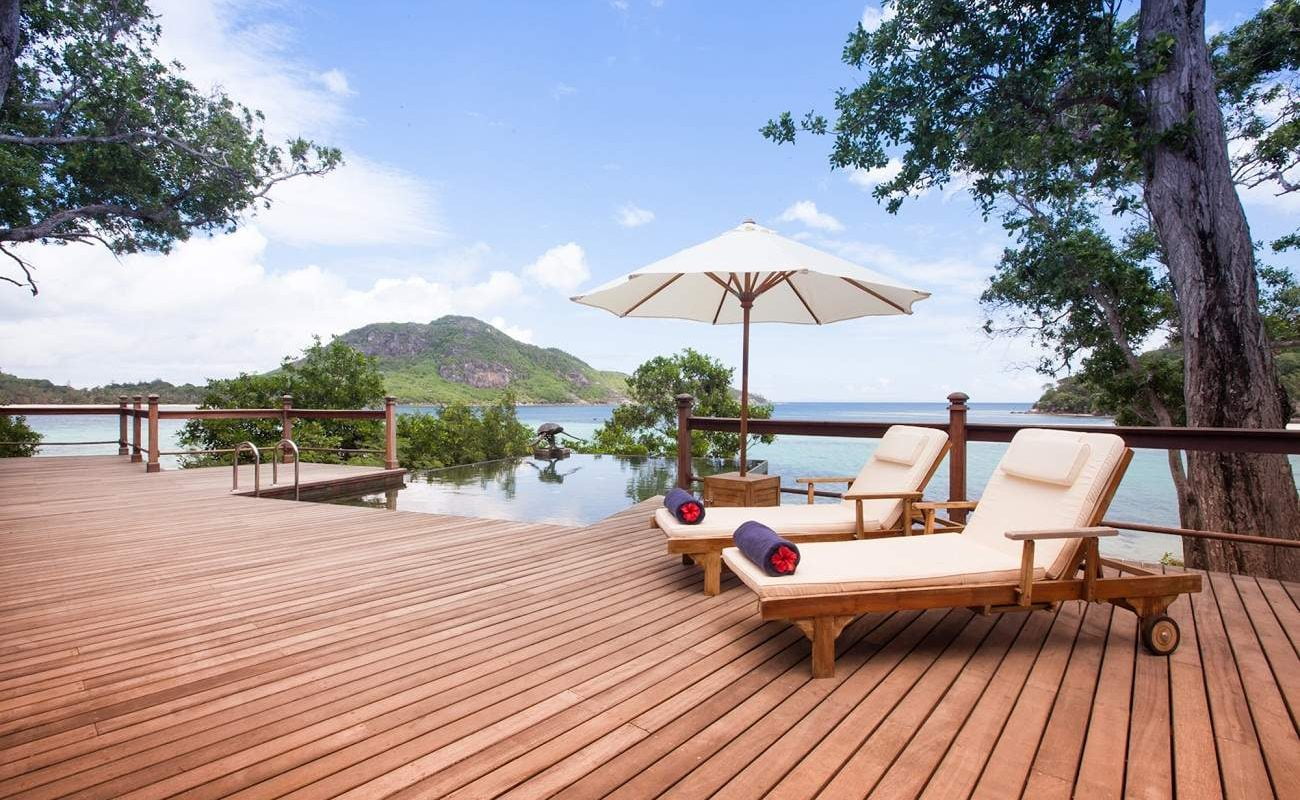 Hauptpool von Enchanted Island