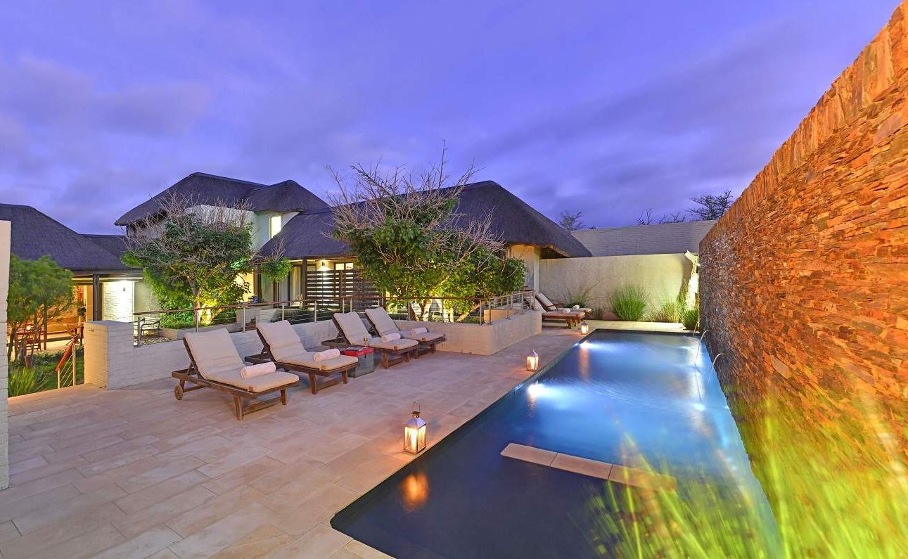 Pool von Sarili