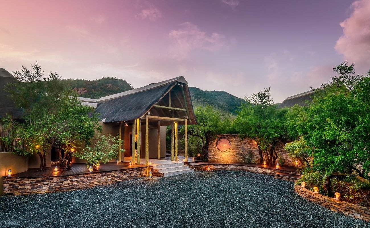 Eingang zur Lush Private Lodge
