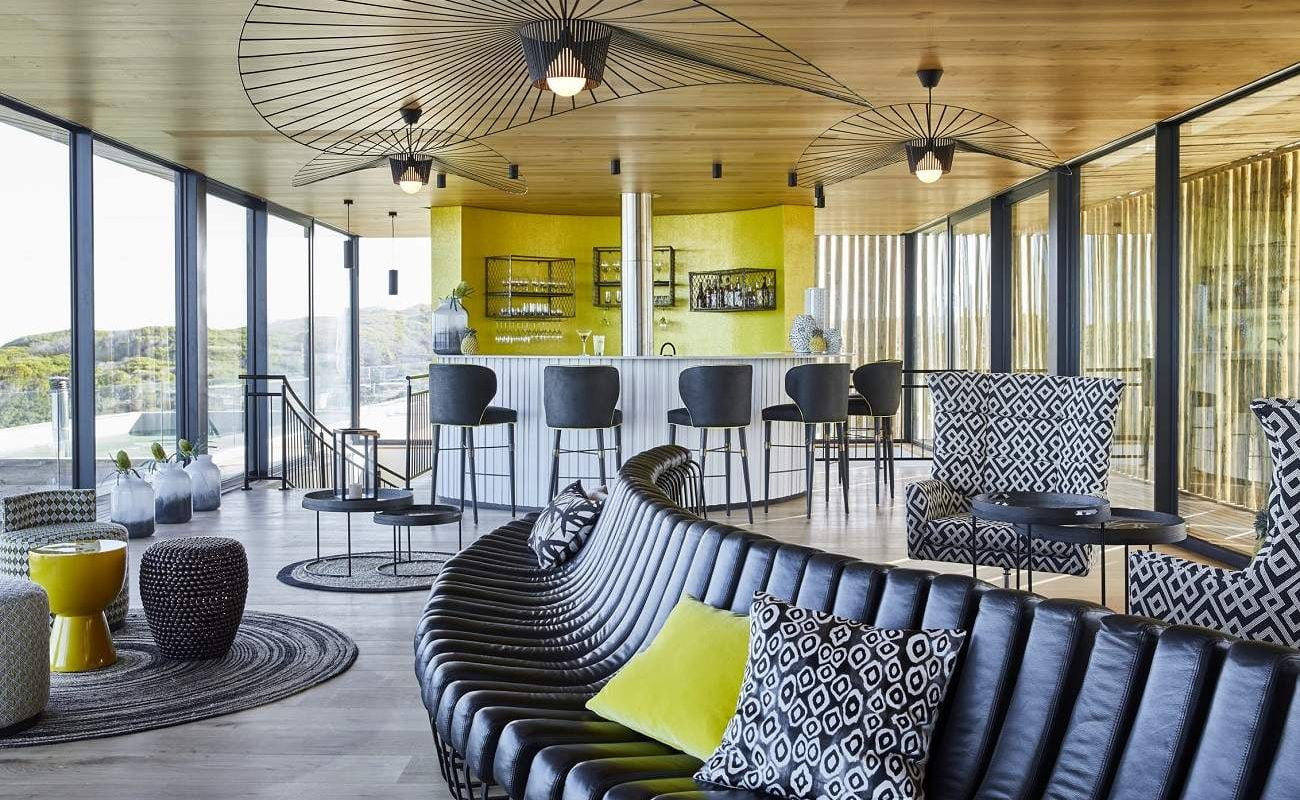 Lounge und Bar von Morukuru Beach
