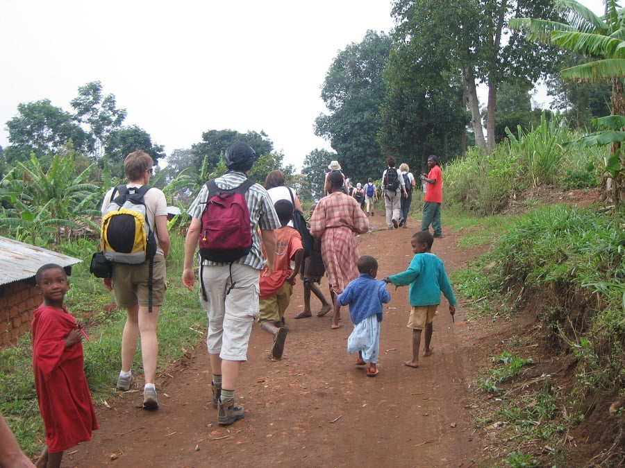Bettelnde Kinder in Tansania