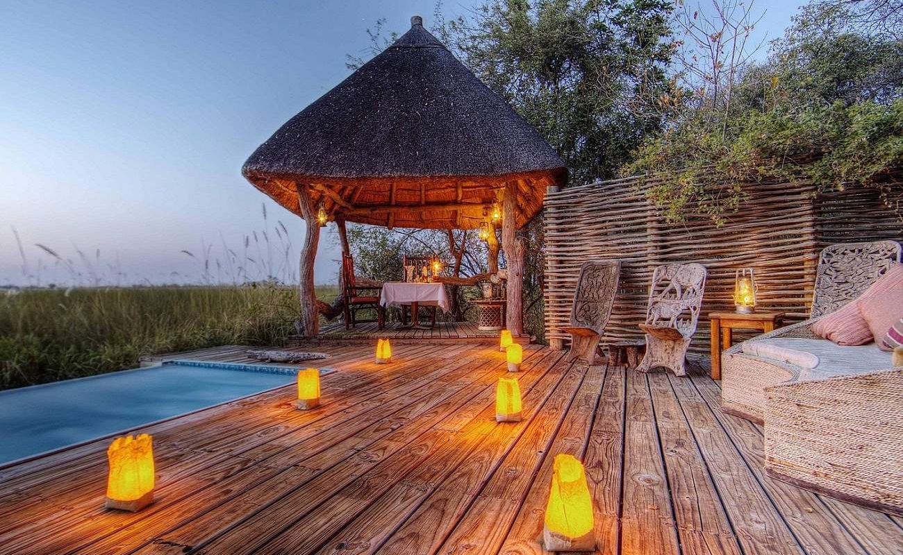 Ein privates Dinner am Plungepool von Xakanaxa