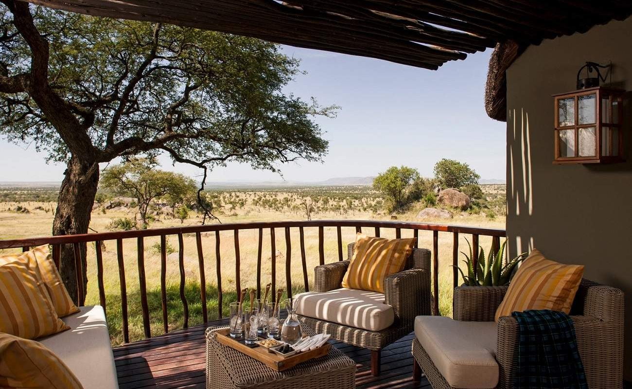 Terrasse der Savannah Rooms von Four Seasons
