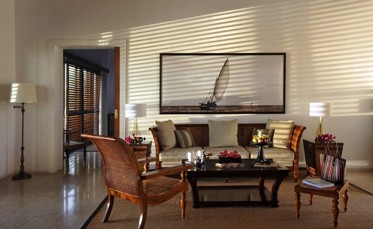 Das geschmackvolle Wohnzimmer einer Villa des The Residence Zanzibar