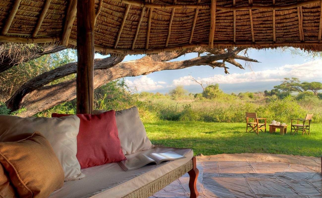 Veranda eines Luxuszeltes von Tortilis, Amboseli