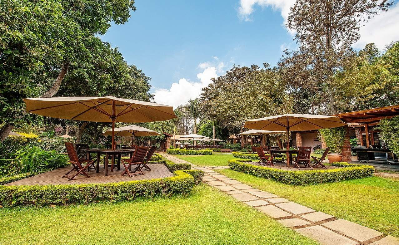 Garten der Arusha Coffee Lodge