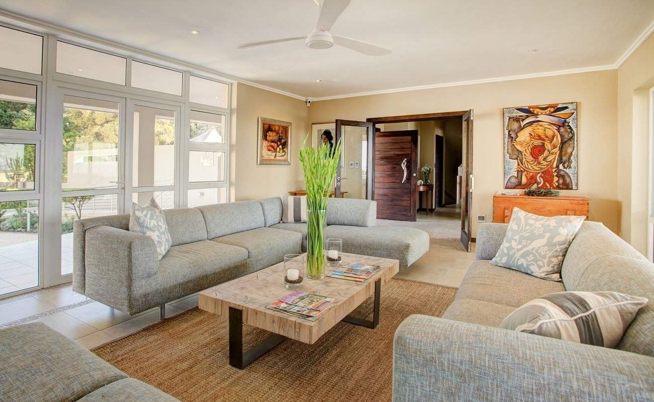 Lounge der Guest Lodge Abalone