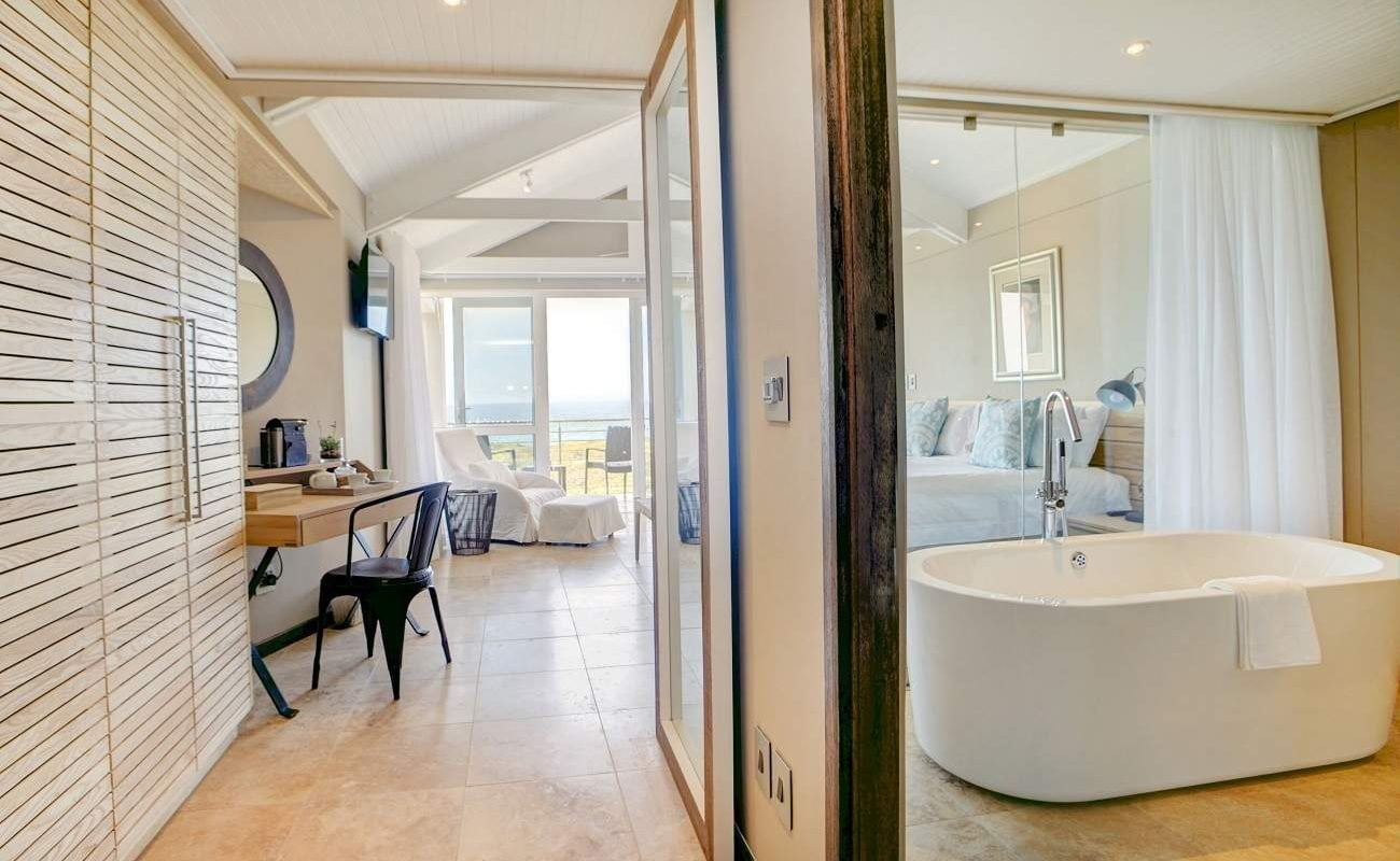 Seafacing Suite, Hermanus Abalone