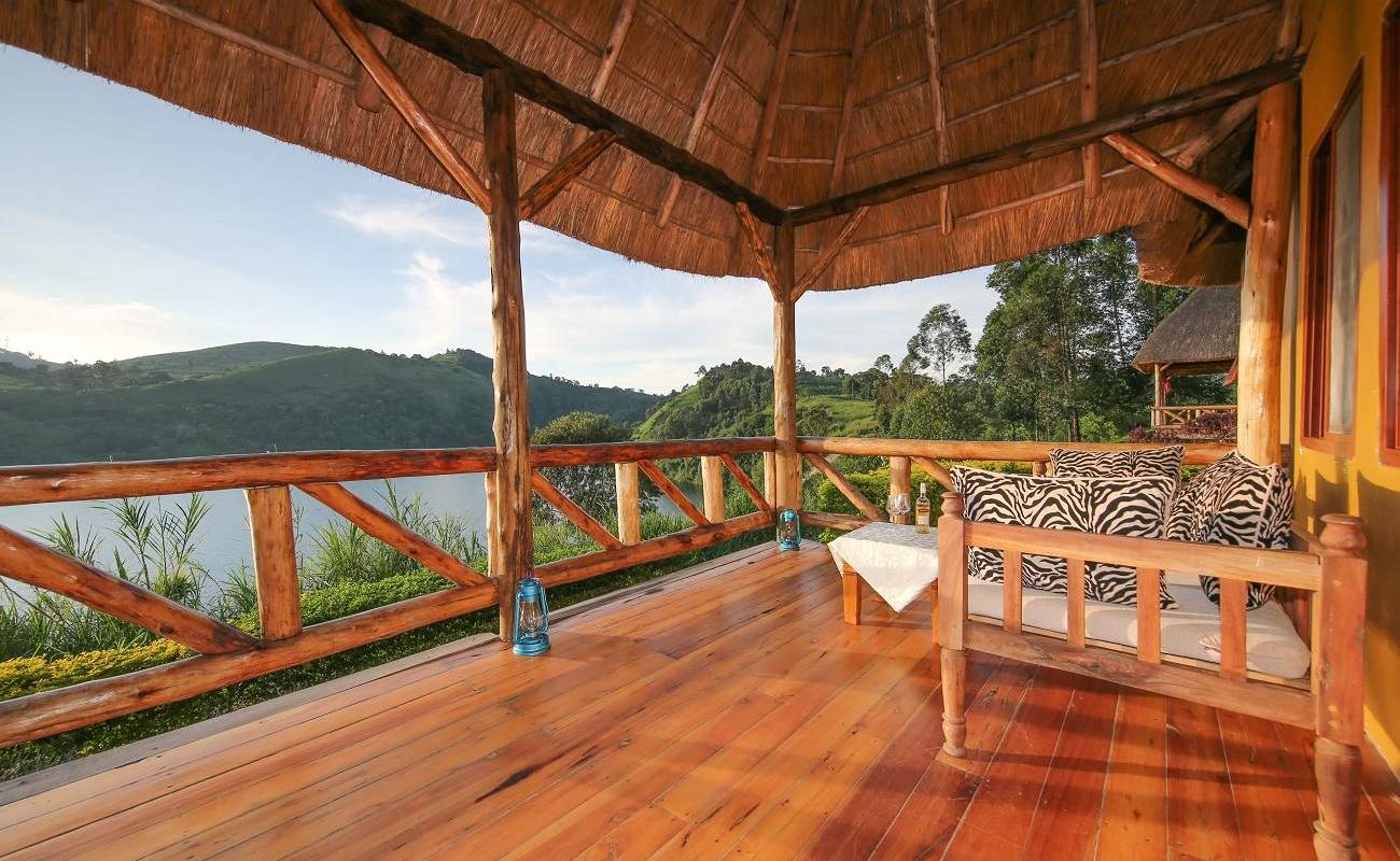 Veranda Deluxe Chalet Crater Safari Lodge