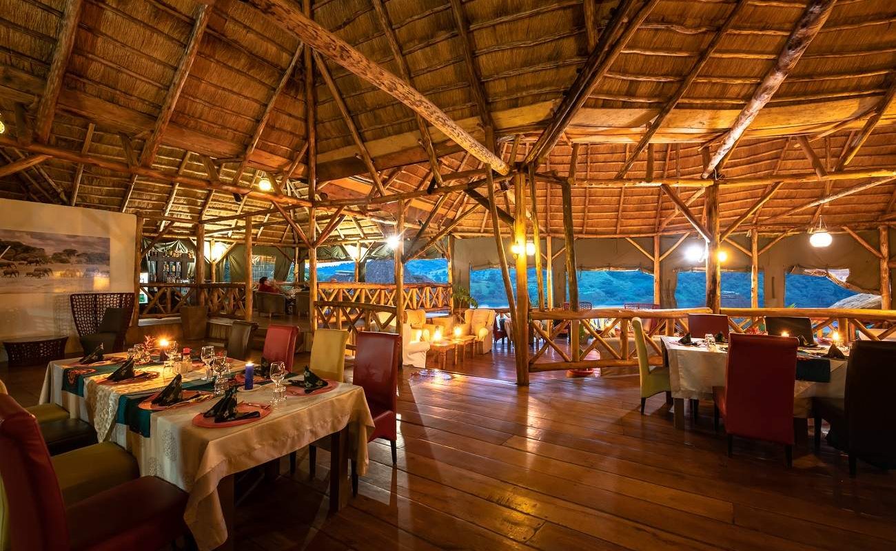 Restaurant der Crater Safari Lodge, Uganda