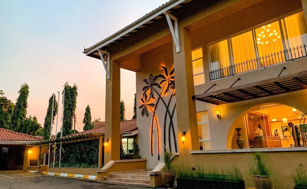 Eingang zum Boutiquehotel in Entebbe