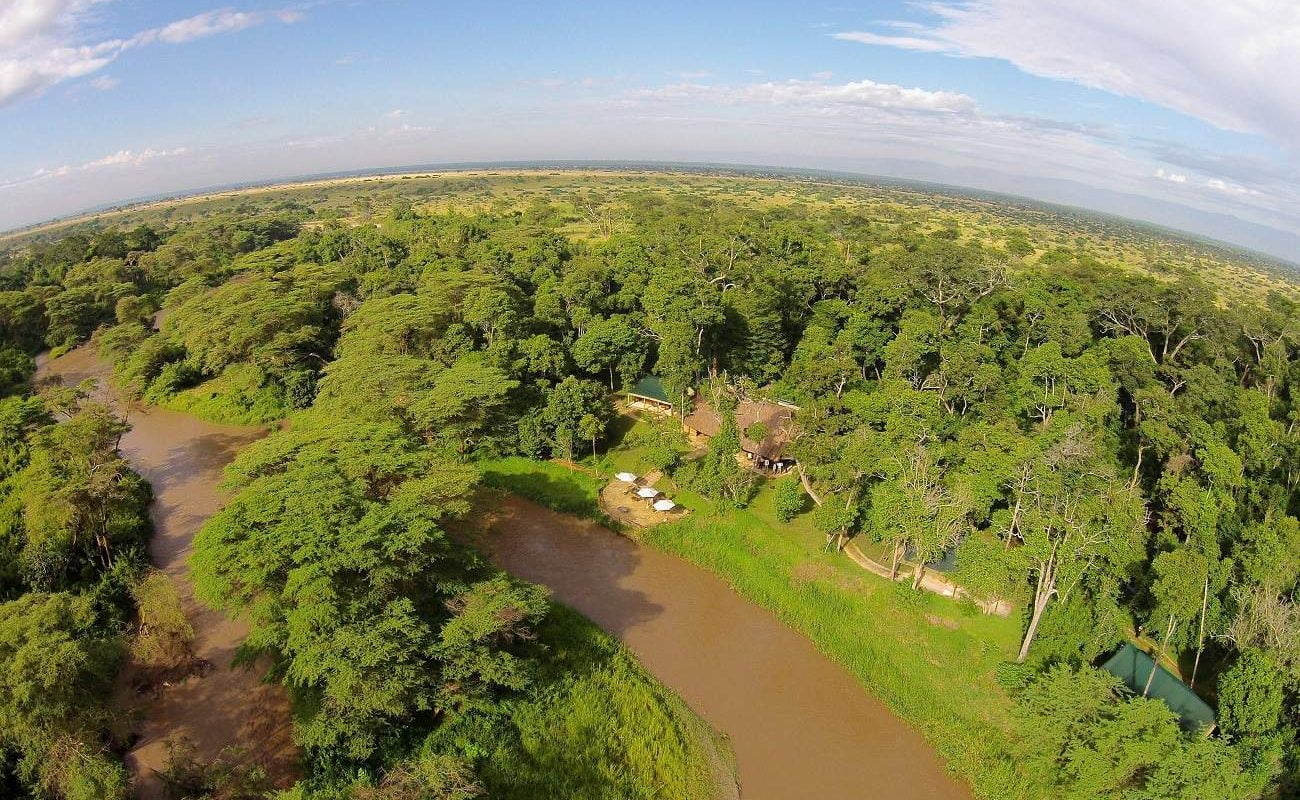 Gesamtansicht der Wild Frontiers Camp im Queen Elizabeth Nationalpark