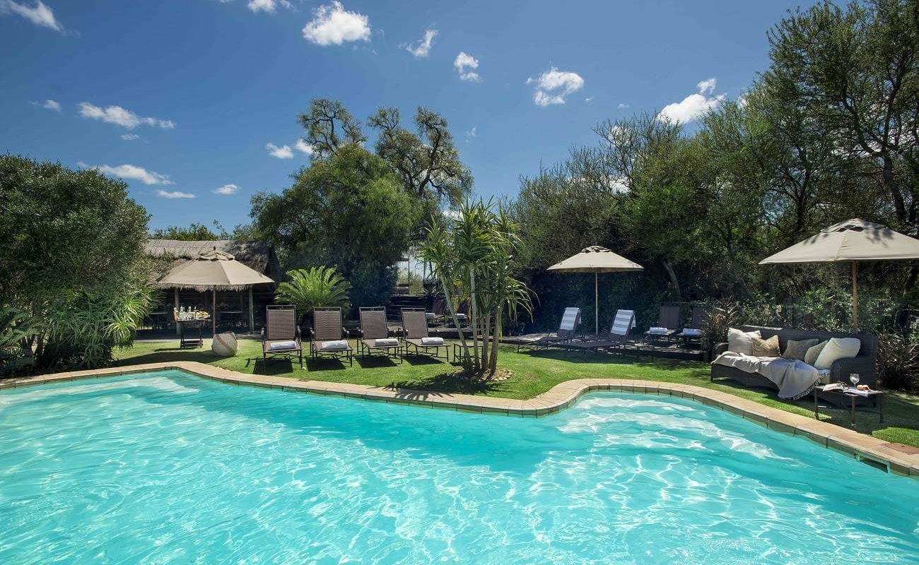 Pool im Gorah Elephant Camp