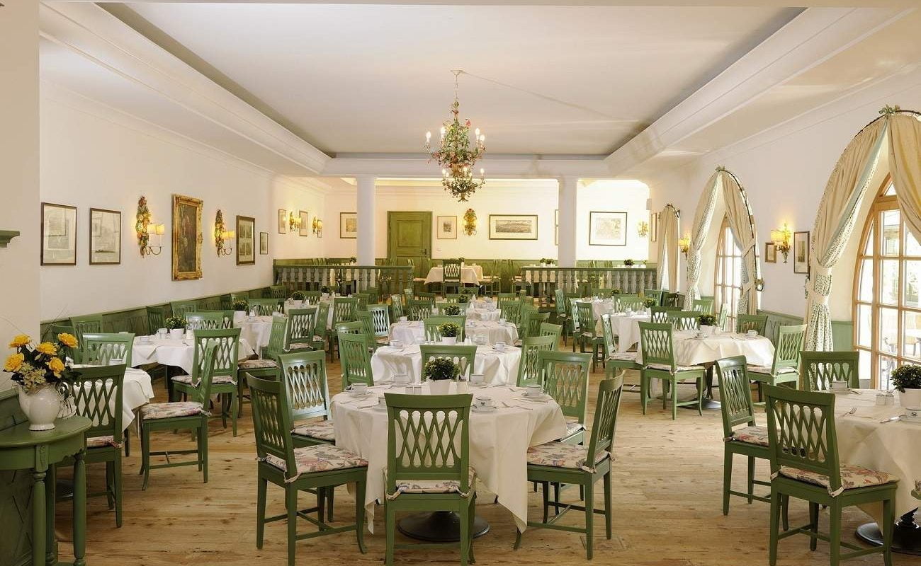Die Salzburger Stube für Frühstück und Feste im Luxushotel am Chiemsee