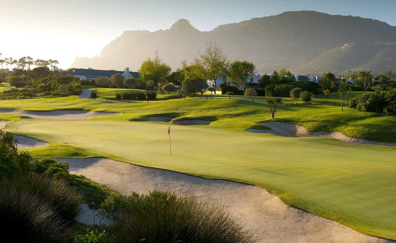 Golfplatz und Hotel von Steenberg