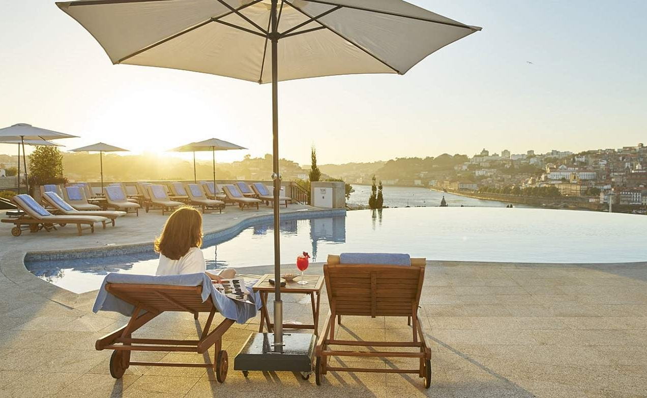 Pool mit herrlichem Blick auf den Douro