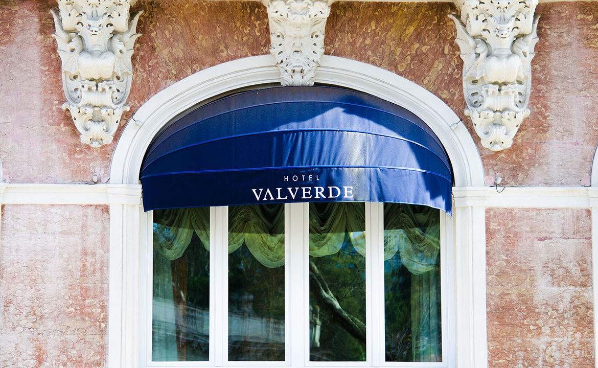 Eingang zum Hotel Valverde