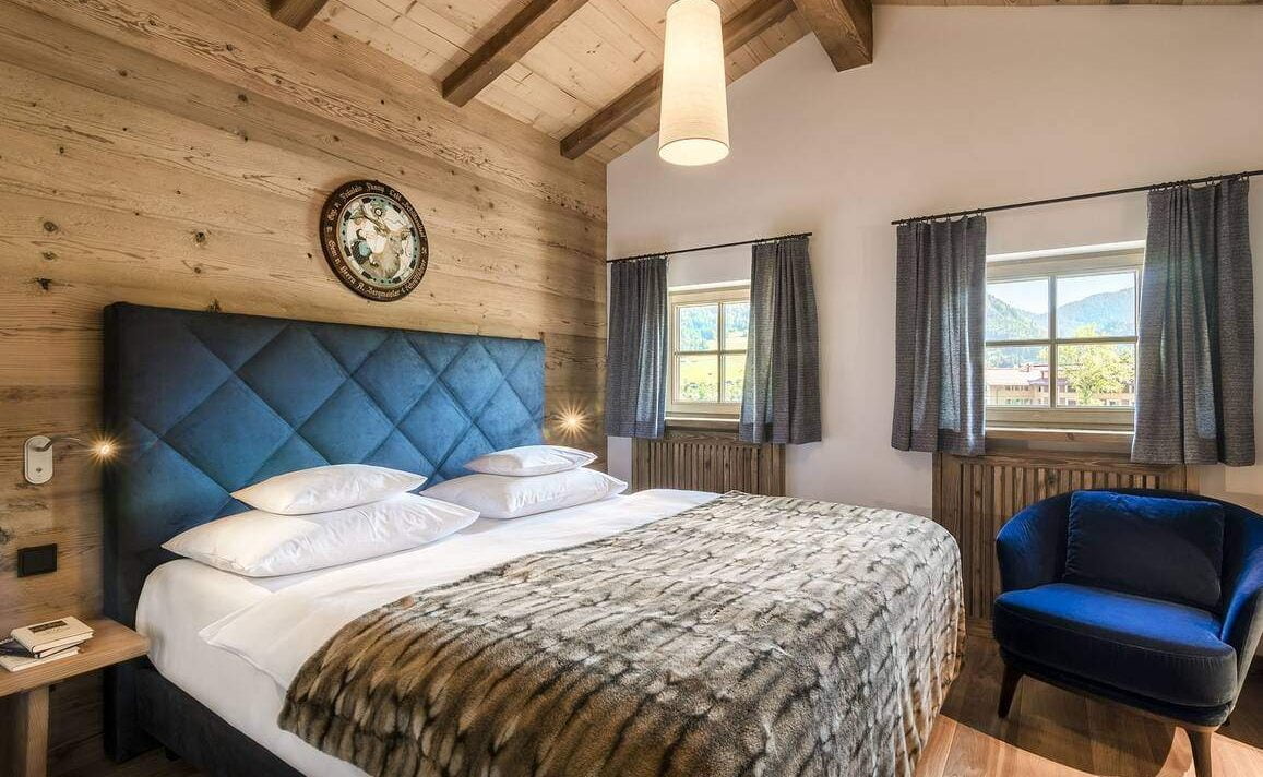Schlafzimmer eines Chalets im Gut Steinbach