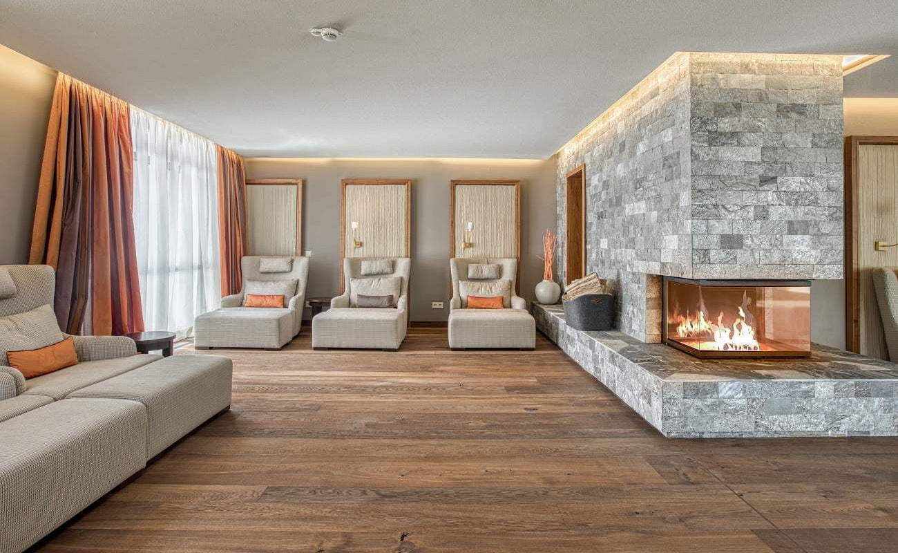 Einer der Ruhebereiche im SPA des Luxushotels Friedrichsruhe