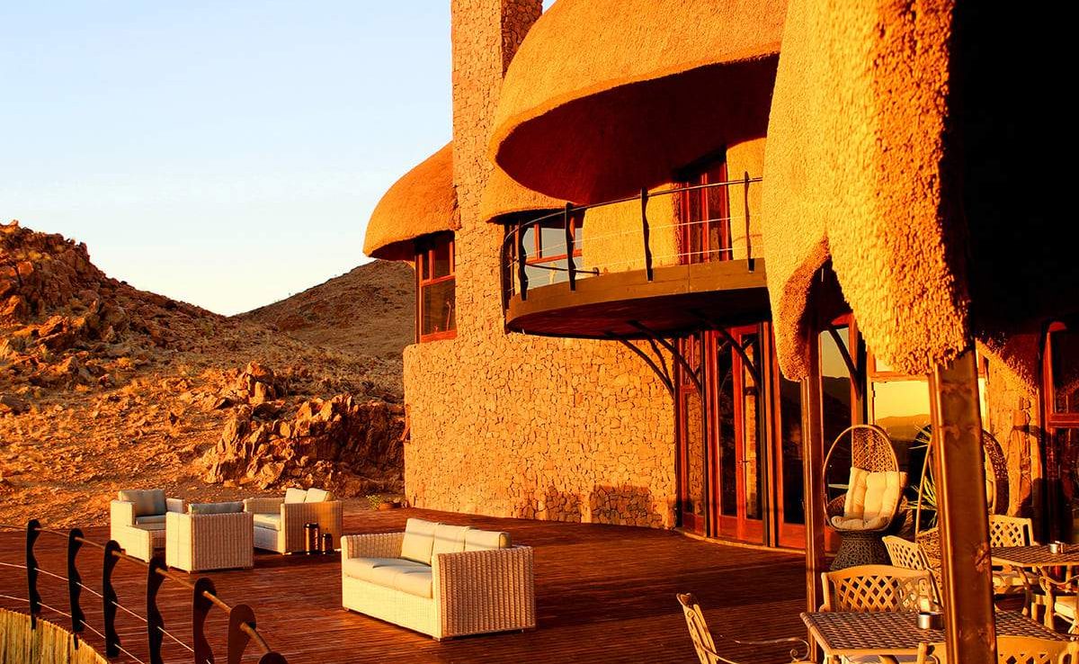 Haupthaus der Desert Hills Lodge