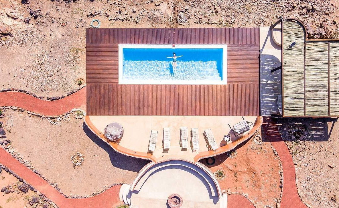 Pool der Desert Hills Lodge