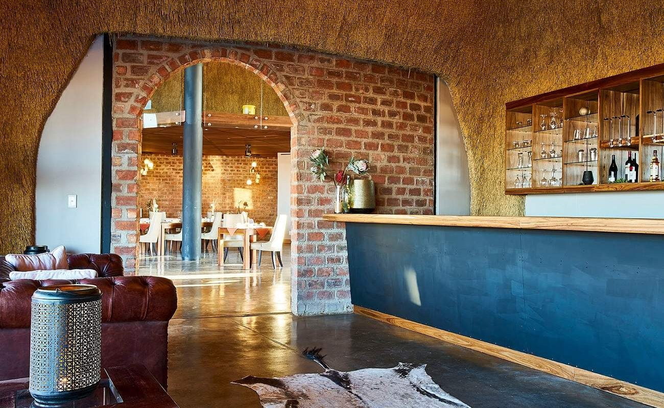 Restaurant und Bar in der Desert Hills Lodge