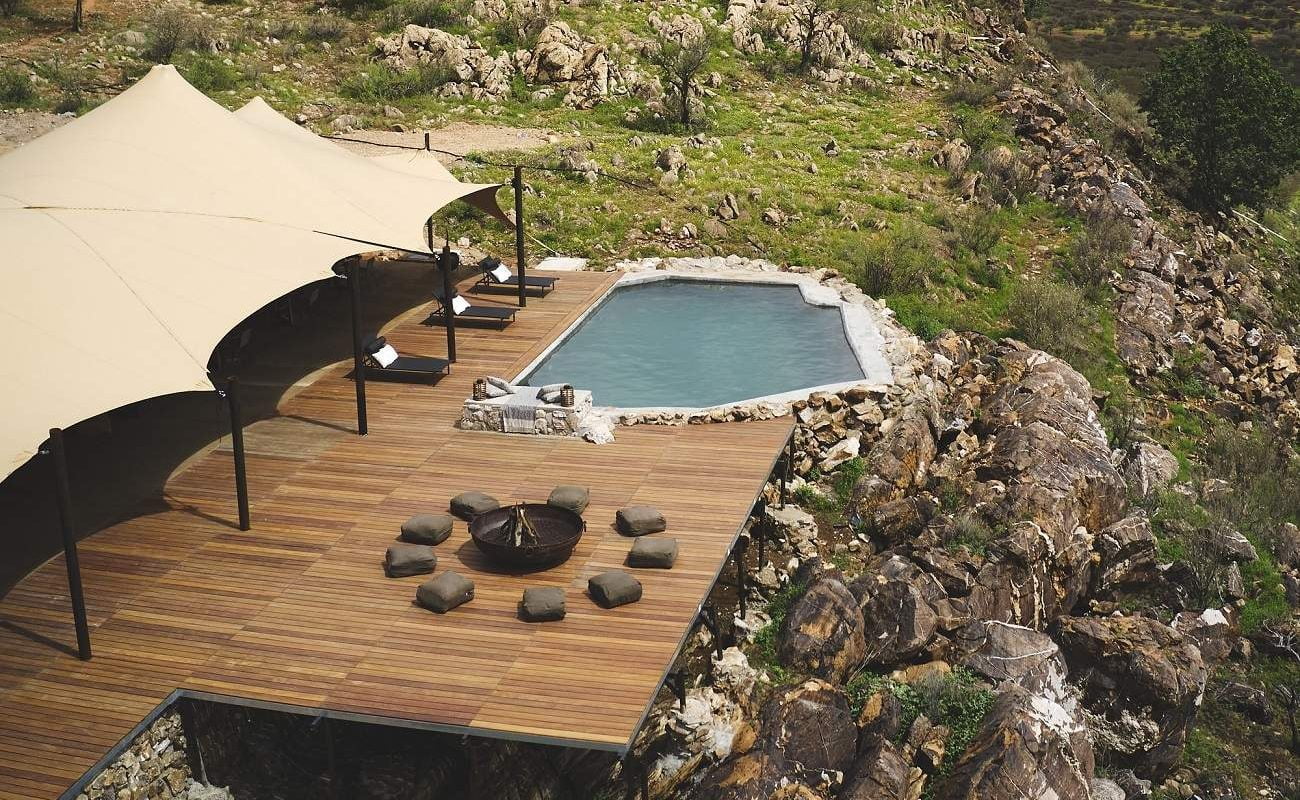 Pool auf der Veranda von Habitas