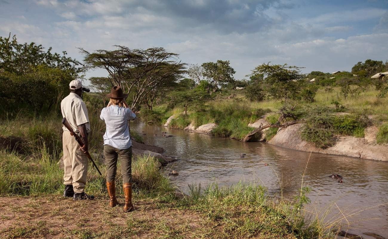 Pirschwanderung in der Serengeti