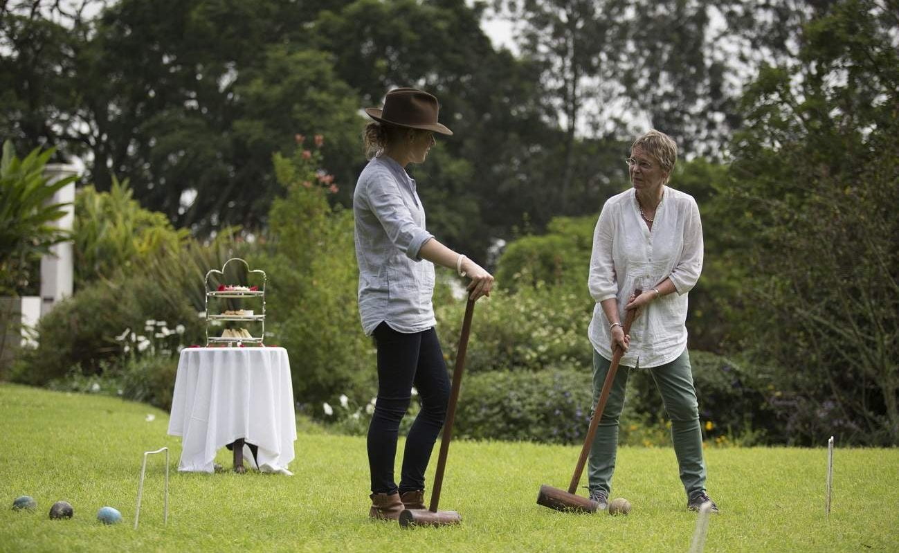 Crocket Spielen und High Tea