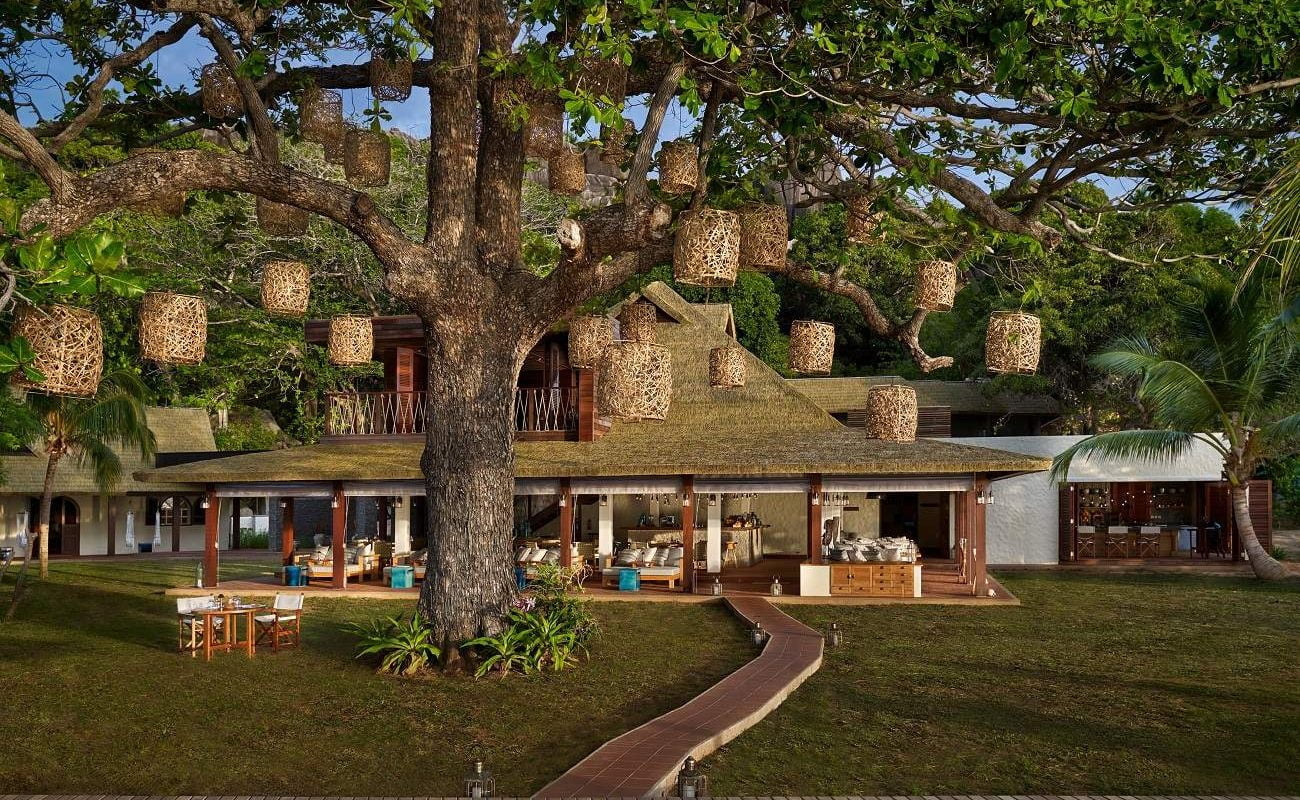 Island Cafe Six Senses Zil Payson