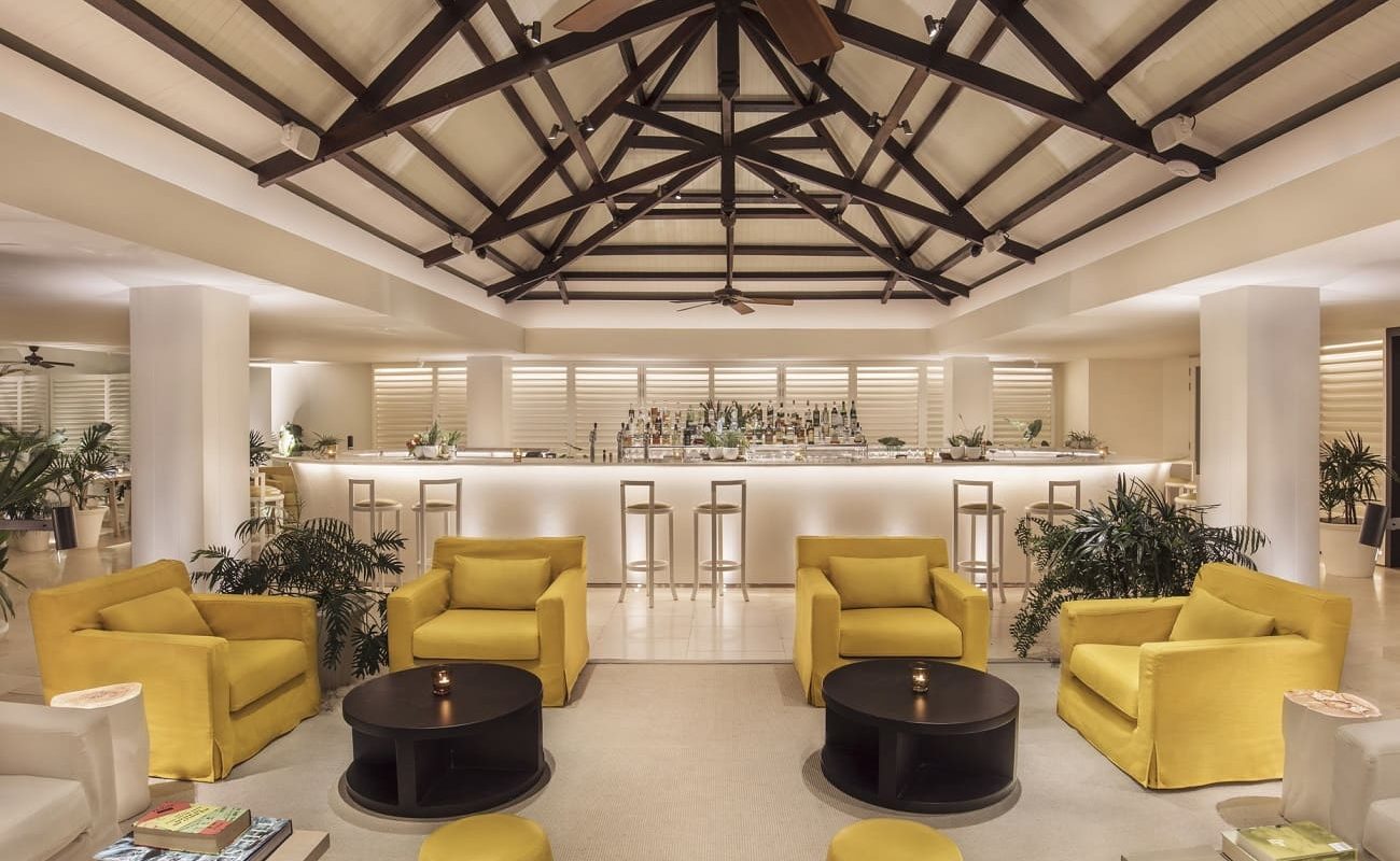 The Bar - LUX* Le Morne Mauritius
