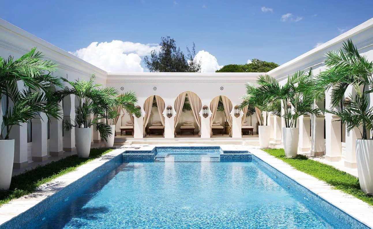SPA Pool im Baraza Resort & SPA