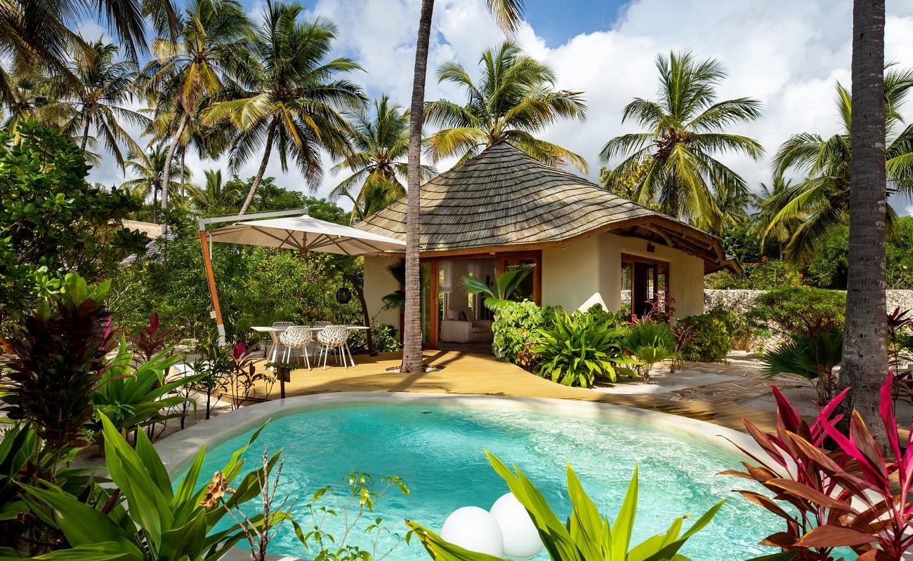 Wohnzimmer einer One Bedroom Villa im Relais & Chateaux Hotel auf Sansibar