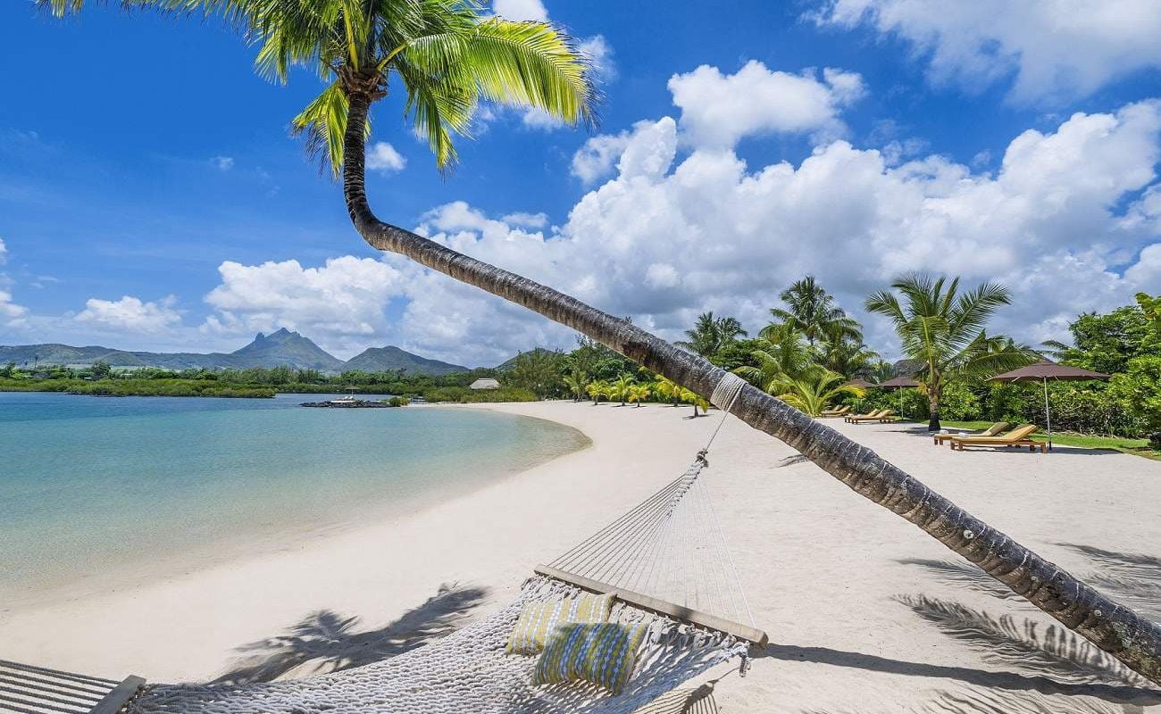 Quiet Beach des Four Seasons at Anahita